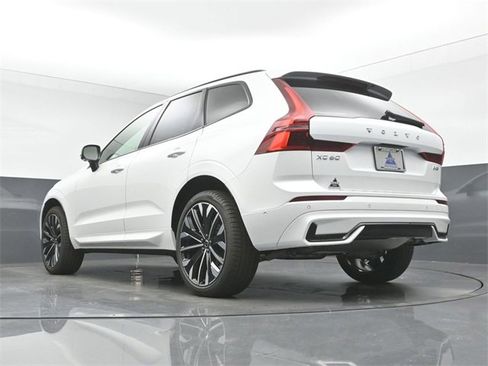 New 2026 Volvo XC60 B5 Ultra w/ Protection Package Premier image 43