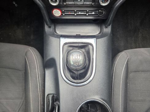 Used 2017 Ford Mustang GT RWD image 26