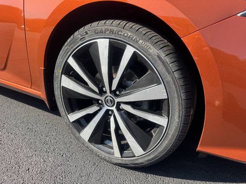 Used 2022 Nissan Altima 2.5 SR FWD image 19