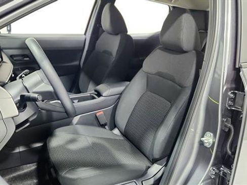 Used 2025 Nissan Kicks S image 19