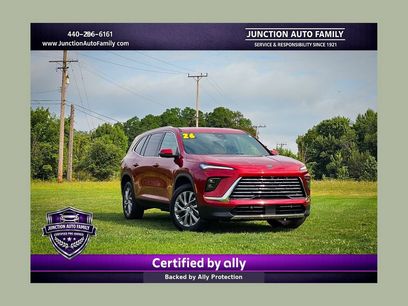 Used 2026 Buick Enclave Preferred w/ LPO, Floor Liner Package