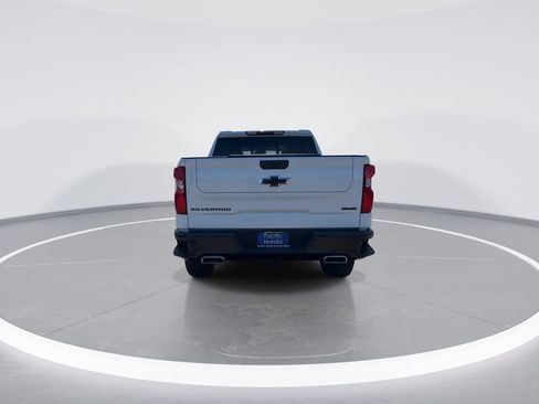 Used 2022 Chevrolet Silverado 1500 LT Trail Boss w/ Convenience Package II image 12