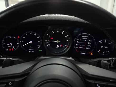 Certified 2022 Porsche 911 Carrera RWD image 14