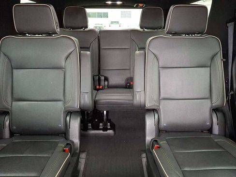 Used 2023 Chevrolet Tahoe Premier image 14