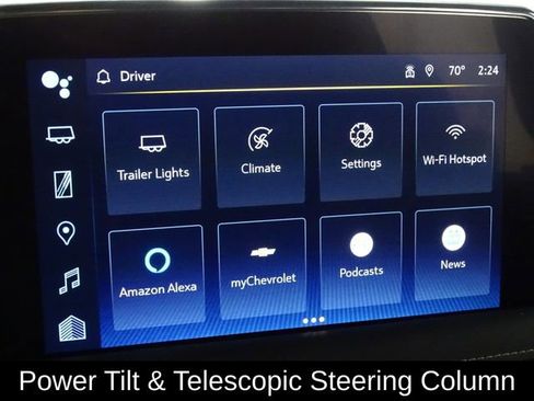 Used 2024 Chevrolet Suburban Premier image 37