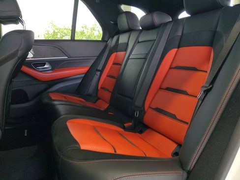 Used 2023 Mercedes-Benz GLE 53 AMG 4MATIC image 8