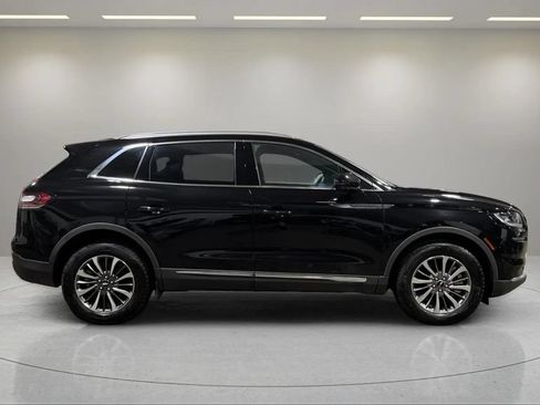 Certified 2023 Lincoln Nautilus Reserve AWD/4WD image 2