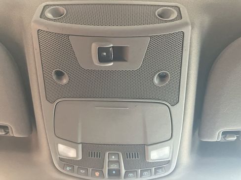 Used 2018 Ford F150 Lariat w/ Equipment Group 502A Luxury AWD/4WD image 30