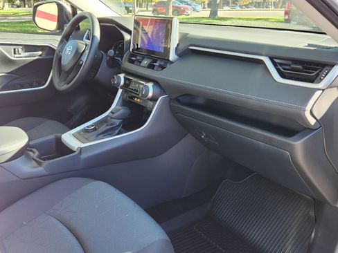 Certified 2025 Toyota RAV4 XLE image 14