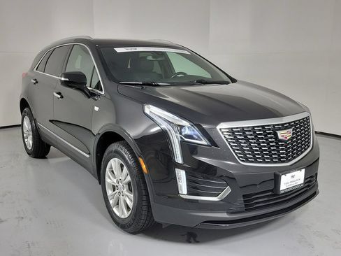 Certified 2023 Cadillac XT5 Luxury FWD image 1