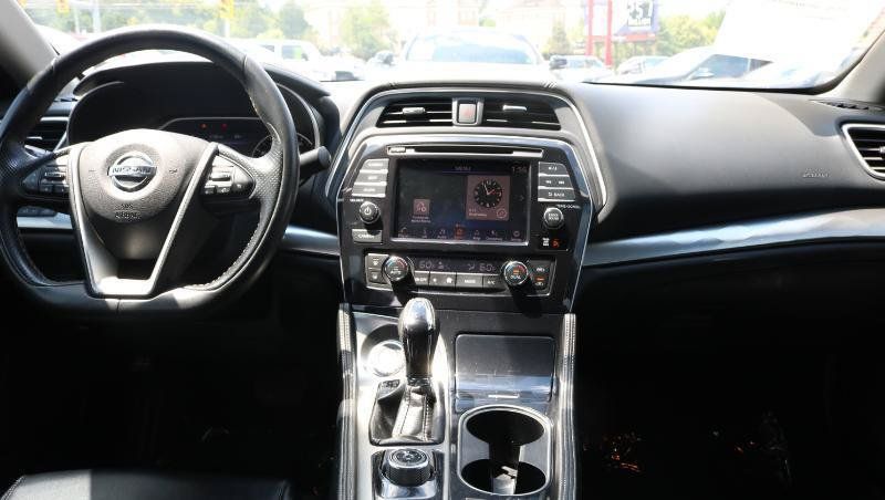 Used 2019 Nissan Maxima 3.5 SV w/ Floor Mat Group FWD image 19