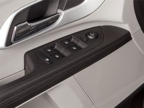 Used 2010 Chevrolet Equinox LT image 21