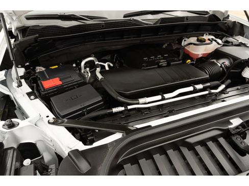 Used 2024 GMC Sierra 1500 Elevation image 30