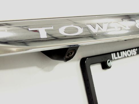 Used 2014 Chrysler Town & Country Touring image 11