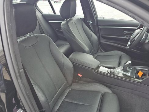 Used 2017 BMW 330i xDrive Sedan w/ Premium Package AWD/4WD image 16