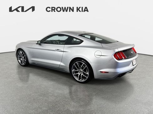 Used 2016 Ford Mustang Premium RWD image 7