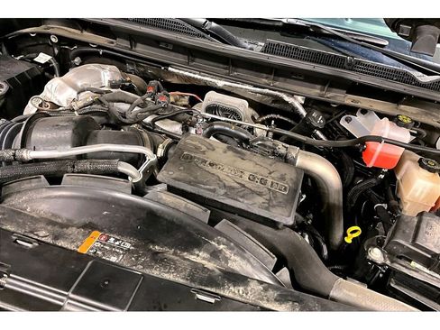 Used 2025 GMC Sierra 2500 SLE w/ SLE Convenience Package image 31