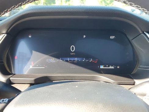 New 2025 Jeep Grand Cherokee Limited w/ Black Appearance Package image 9