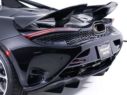 Used 2026 McLaren 750S Spider RWD image 17