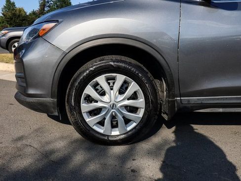 Used 2020 Nissan Rogue S image 26