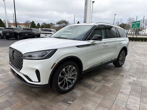 New 2026 Lincoln Aviator Reserve image 5