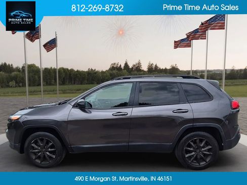 Used 2015 Jeep Cherokee Limited AWD/4WD image 3