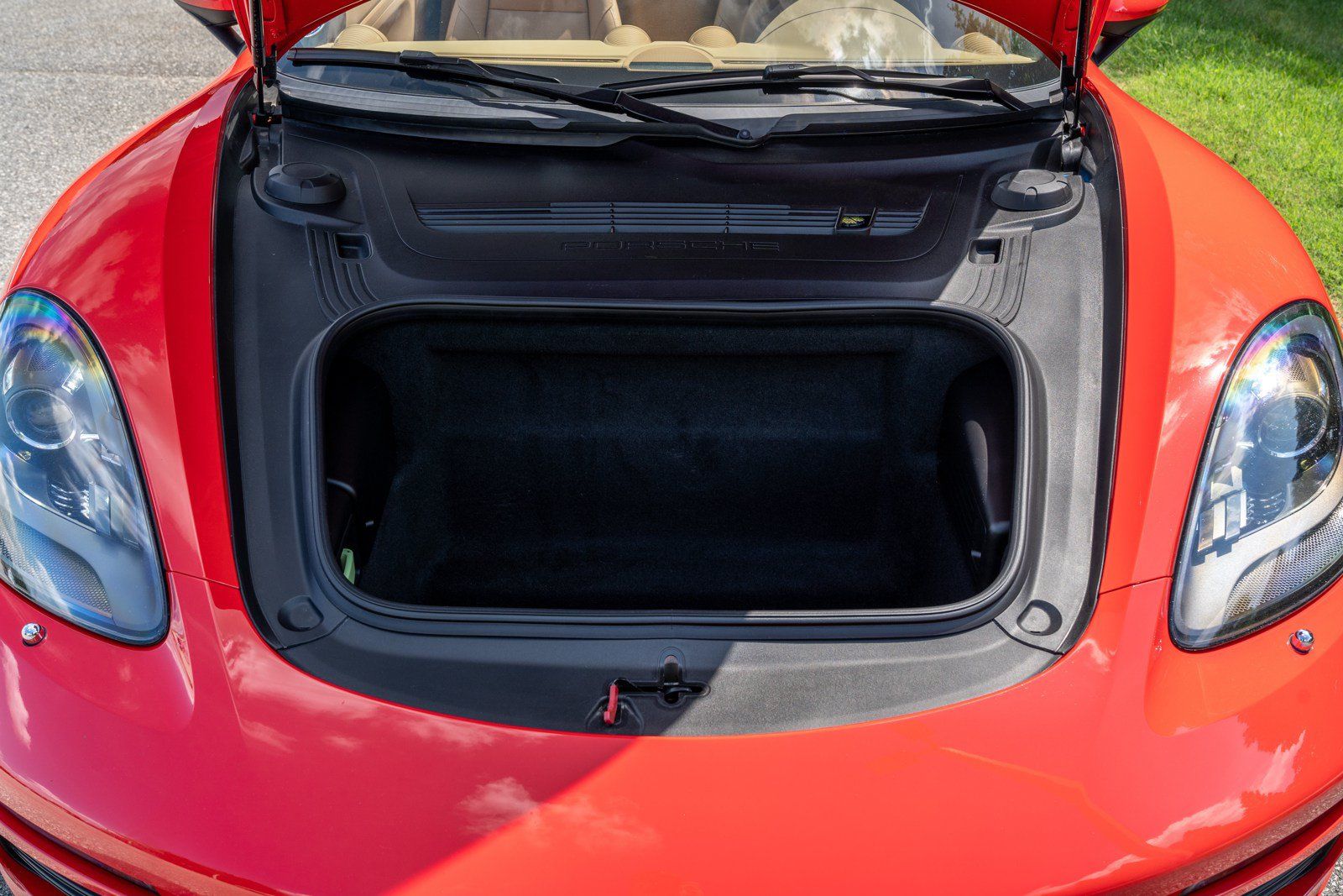 Used 2017 Porsche 718 Boxster RWD image 18