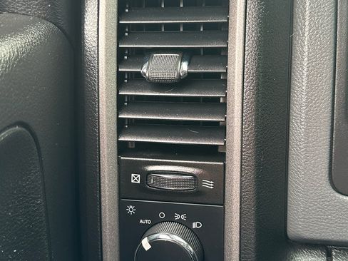 Used 2018 RAM 2500 Tradesman w/ Popular Equipment Group image 23