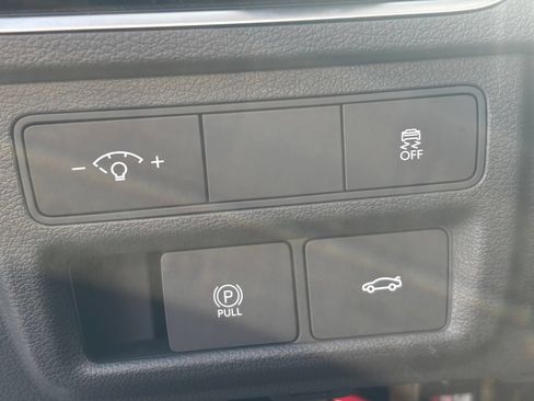 Used 2025 Hyundai Sonata SEL FWD image 19