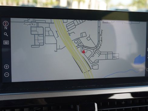 Certified 2022 Lexus GX 460 Premium w/ Accessory Package image 15