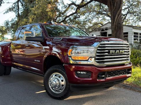 Used 2023 RAM 3500 Limited AWD/4WD image 2