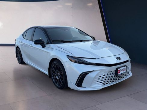 Used 2025 Toyota Camry XSE w/ Premium Package FWD image 7