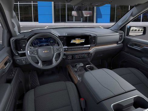 New 2026 Chevrolet Silverado 1500 LT w/ Z71 Off-Road Package AWD/4WD image 15