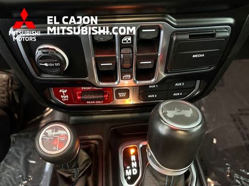 Used 2023 Jeep Wrangler Unlimited Rubicon 4xe w/ Steel Bumper Group AWD/4WD image 17