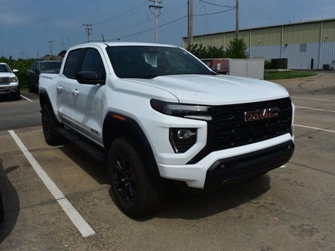 Used 2025 GMC Canyon Elevation w/ Convenience Package RWD image 3