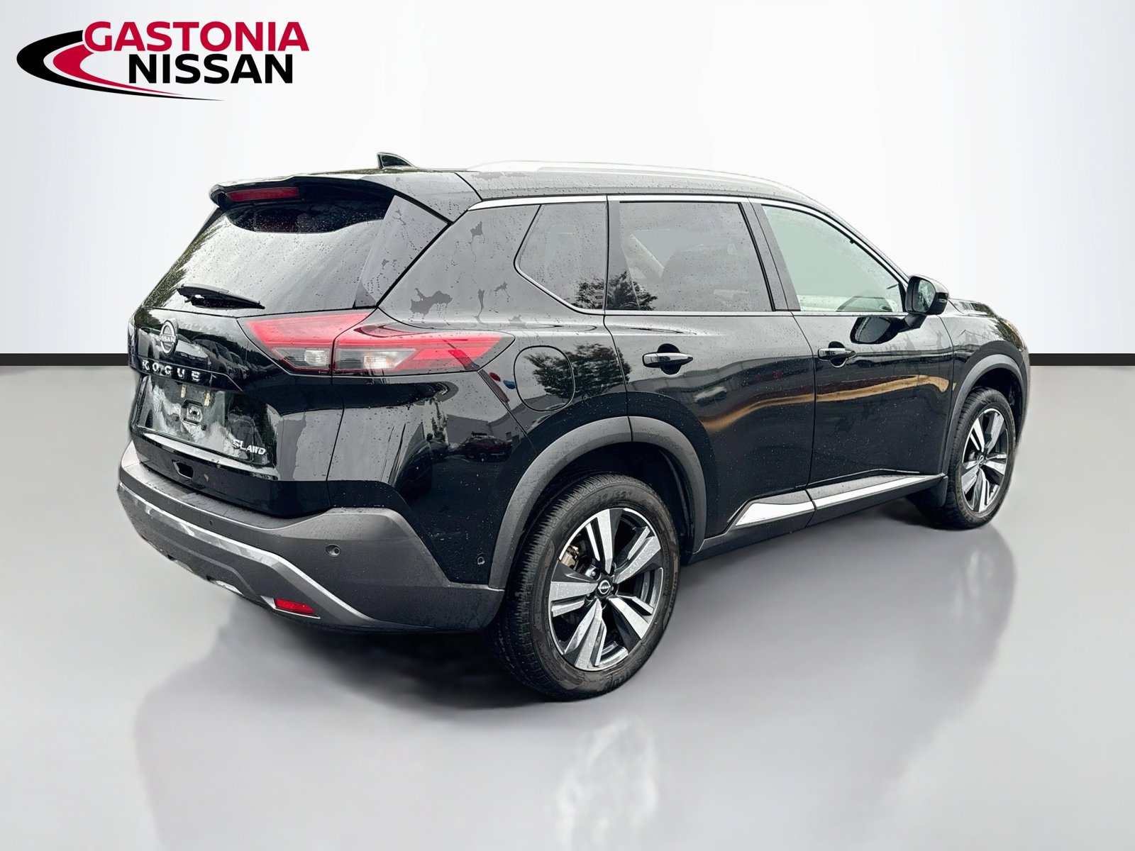 Used 2023 Nissan Rogue SL w/ SL Premium Package AWD/4WD image 9