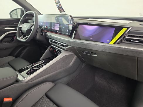 New 2026 Audi SQ5 Premium Plus AWD/4WD image 45