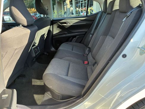 Used 2025 Toyota Camry LE image 24