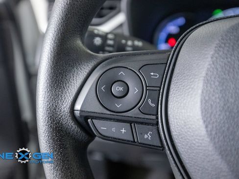 Used 2023 Toyota RAV4 AWD Hybrid image 14