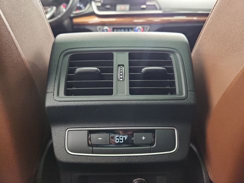 Used 2023 Audi Q5 2.0T Premium w/ Convenience Package image 35