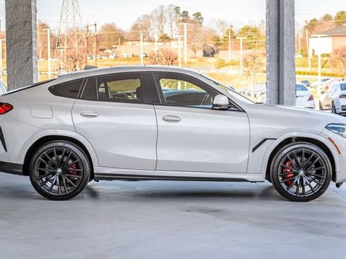 Used 2021 BMW X6 xDrive40i w/ M Sport Package image 58