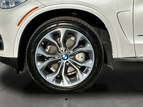 Used 2016 BMW X5 xDrive35d image 5