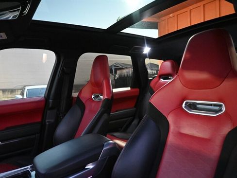 Used 2020 Land Rover Range Rover Sport SVR image 21