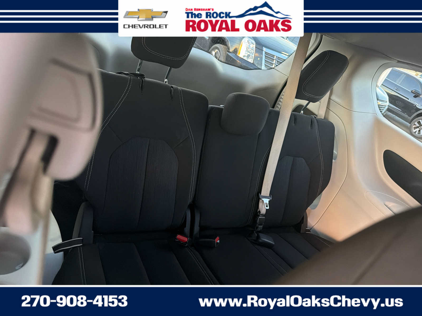 Used 2023 Chrysler Voyager LX FWD image 31