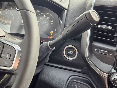New 2026 RAM 3500 Laramie AWD/4WD image 25