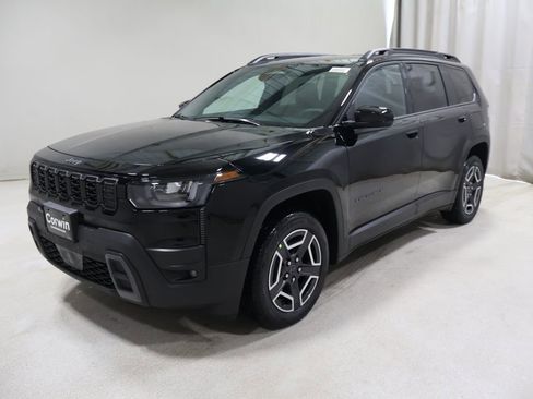 New 2026 Jeep Cherokee Laredo AWD/4WD image 3