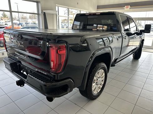Used 2022 GMC Sierra 2500 Denali image 4