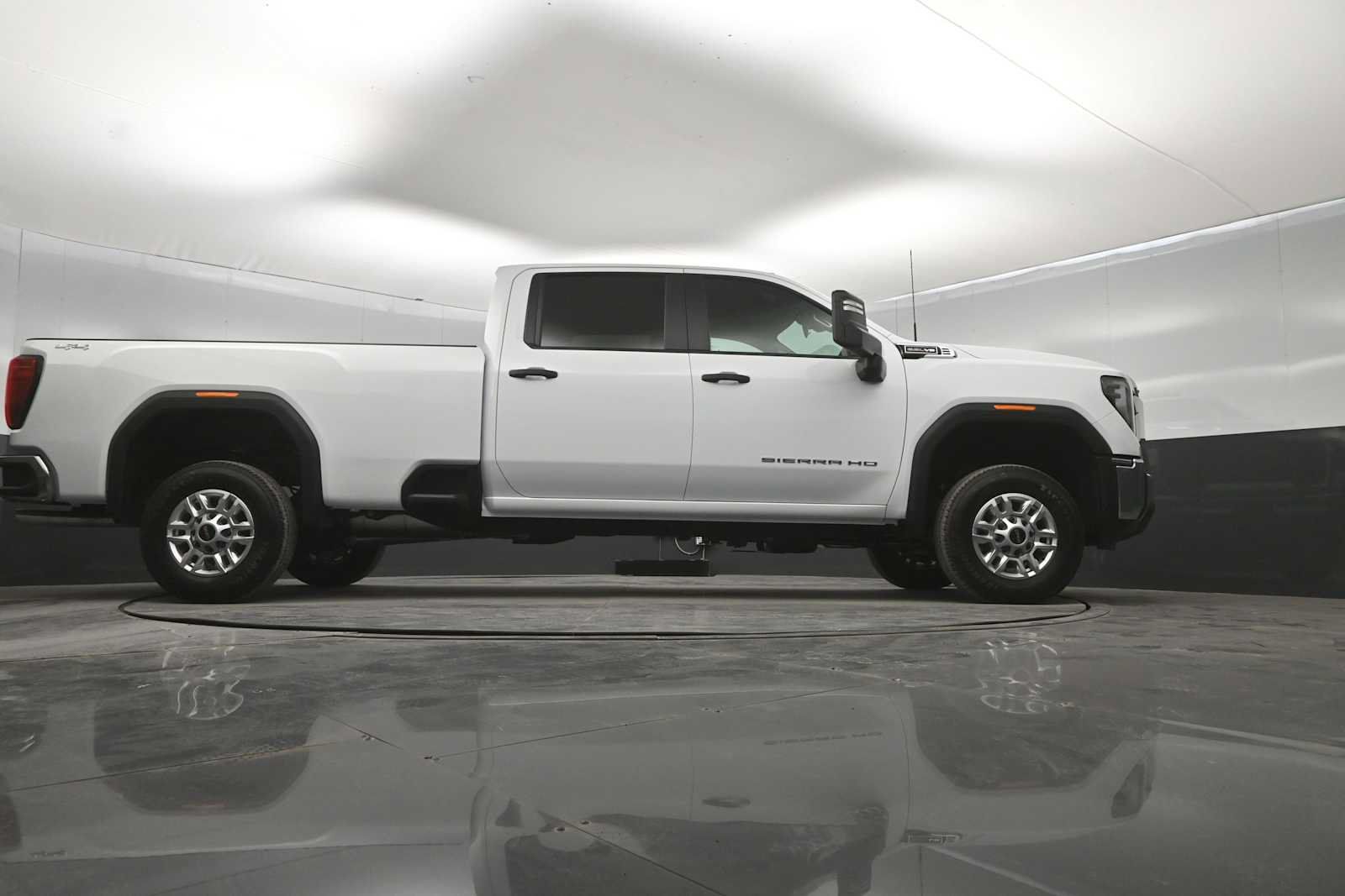 Used 2026 GMC Sierra 2500 Pro w/ Convenience Package AWD/4WD image 39