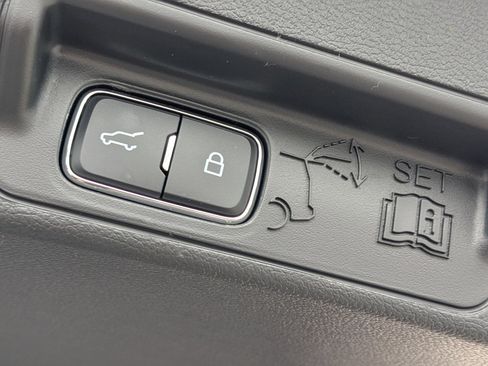 New 2026 Ford Explorer ST-Line w/ ST-Line Street Pack image 15