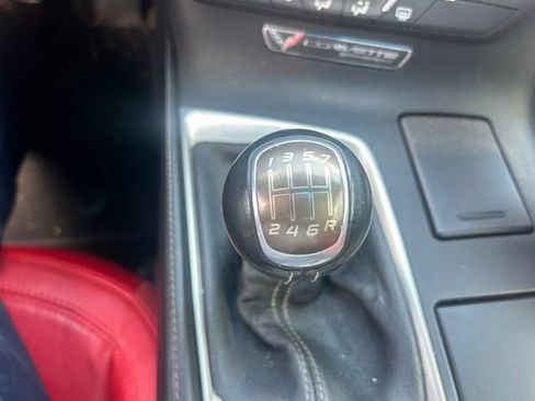 Used 2014 Chevrolet Corvette Stingray Coupe RWD image 17